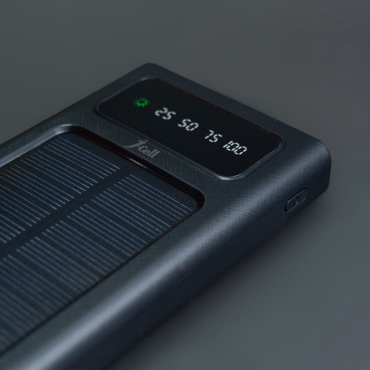Epic - J - 118 Solar Power Bank - Epicmania